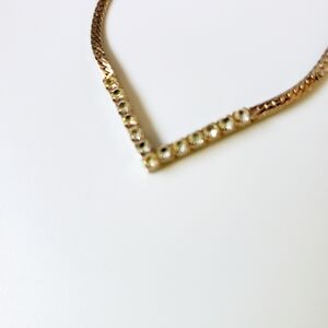 AVON Rhinestone V Shape Necklace Clear Crystal Glass Gold Tone Herringbone Chain
